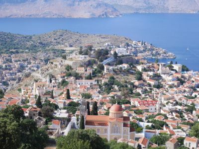 希臘小島│一次走訪兩島【羅德島Rhode】擁有城堡般宮殿、【錫米Symi】彩色漁村