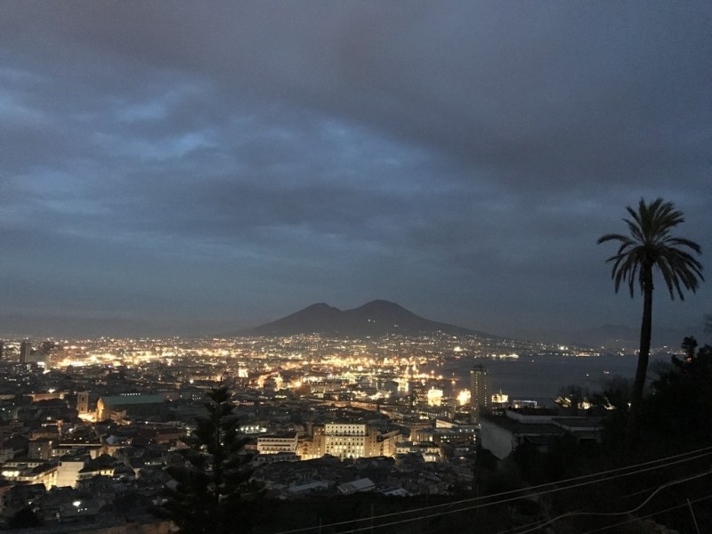 義大利│拿坡里披薩、古城景點一日之旅！