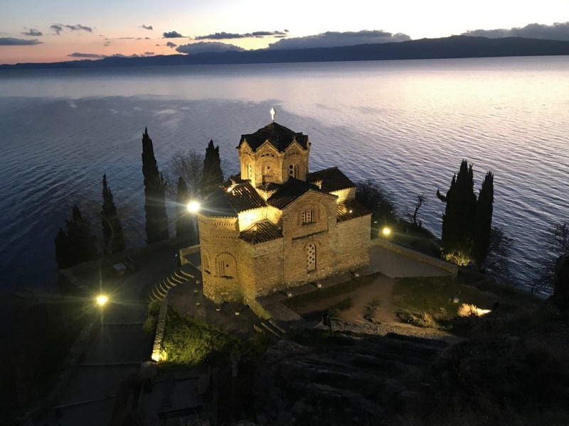 北馬其頓Ohrid│奧赫里德湖最美的教堂！(Berat-Ohrid-Tirana交通含過邊境)