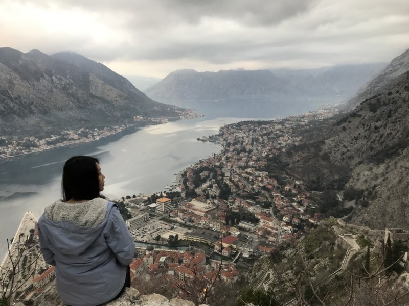 Montenegro 蒙特內哥羅(黑山共和國)│Kotor 登城牆眺望科托爾灣、夜景